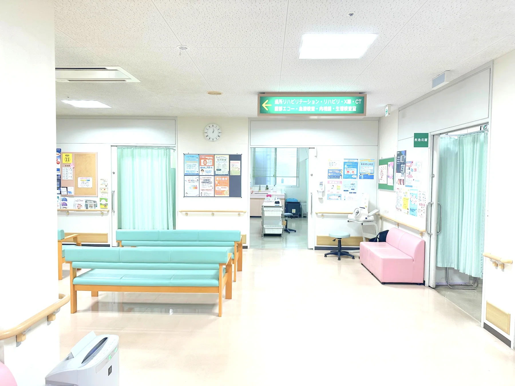 明るい院内の様子